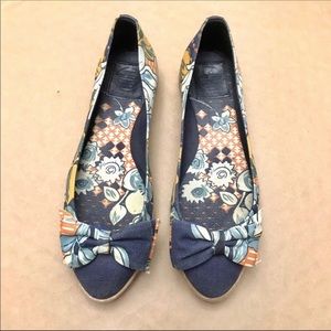 Tory Burch Bow Tie Flats Floral Canvas Espadrilles